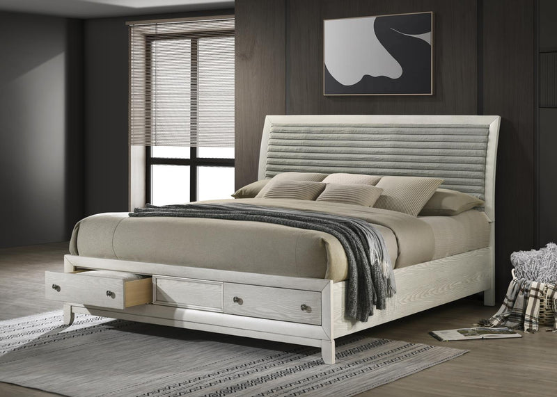 B320 - Oak Bed