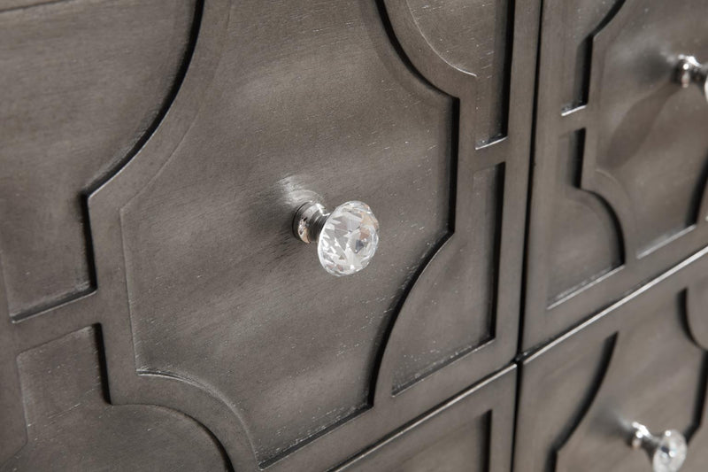 B086 - Chest - Gray